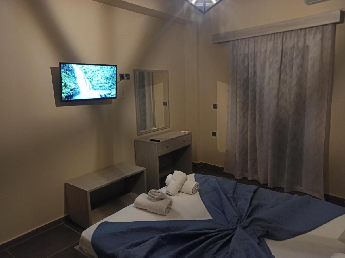 Foteinos Apartments Perivolion ภายนอก รูปภาพ