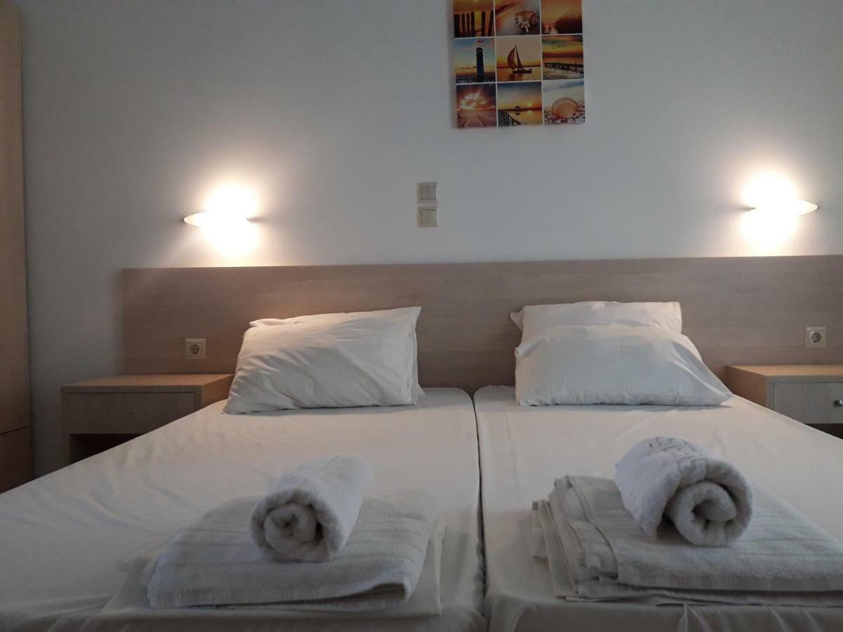 Foteinos Apartments Perivolion ภายนอก รูปภาพ